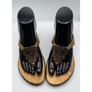 A. Giannetti Women 9 Floral Bronze Embellished Thong Baby‎ Heel Sandals Retro